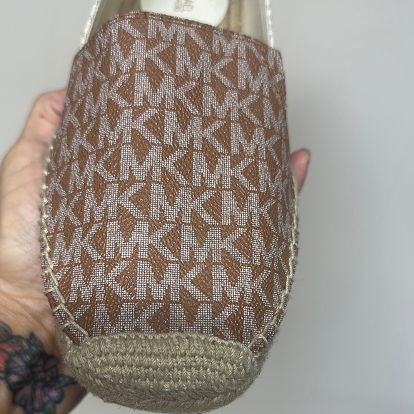 NWOT Michael Kors Lenny Signature Logo Jacquard Slip-On Espadrilles Size 9 - Picture 5 of 12